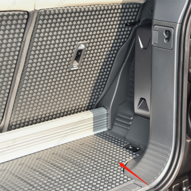 Dot Honeycomb Panel